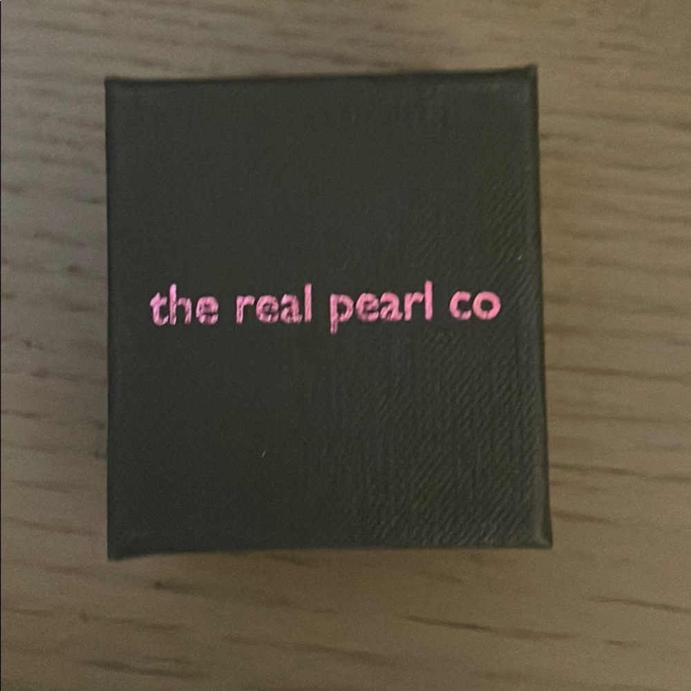 The Real Pearl Co White Pearl and CZ Stud Earrings - Picture 2 of 2